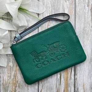 COACH Corner Zip Wristlet With Horse And Carriage Leather Wallet Purse Bag